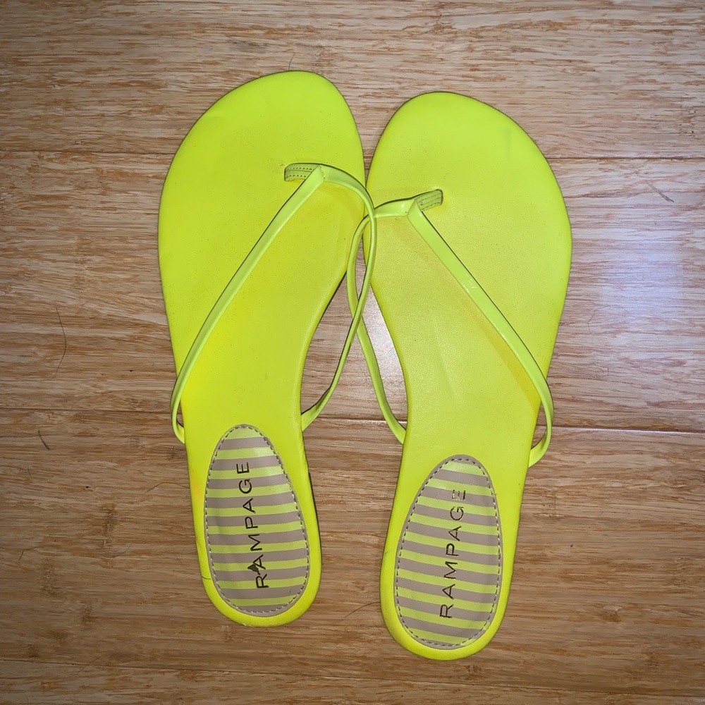 COPY - Cute Yellow Summer Flip Flops!!